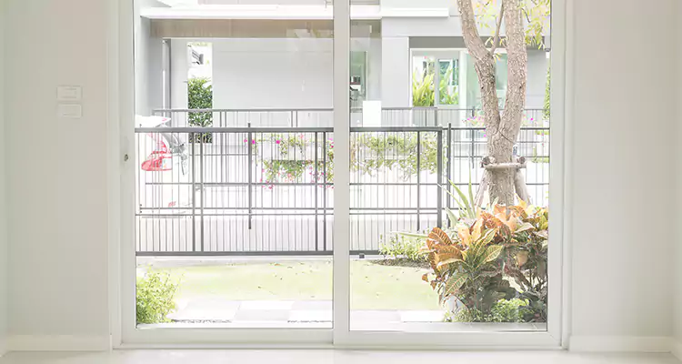 Balcony Screen Door Repair in South Bradenton, FL