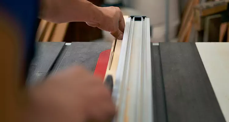 Bifold Door Seal Repair in South Bradenton, FL