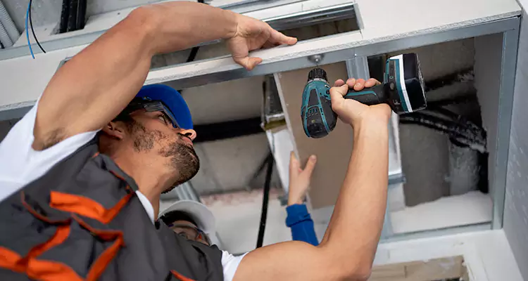 Emergency Overhead Door Repair in South Bradenton, FL