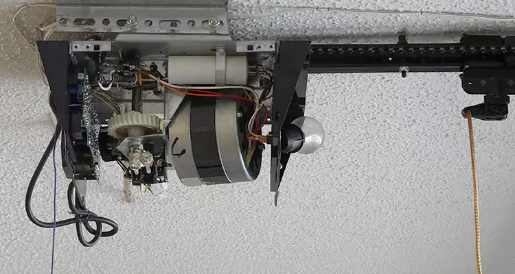 Garage Door Motor Replacement in South Bradenton, FL