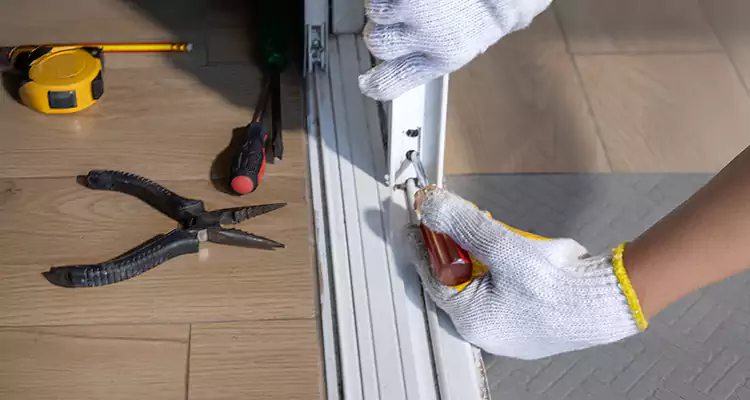 Closet Sliding Door Track Repair in South Bradenton, FL