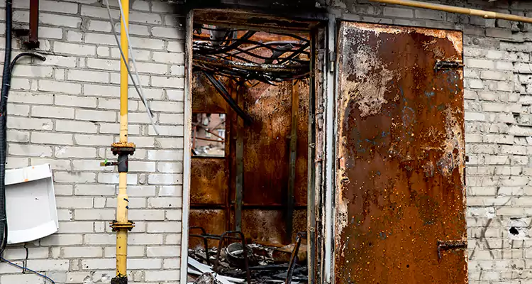 Metal Door Rust Repair in South Bradenton, FL