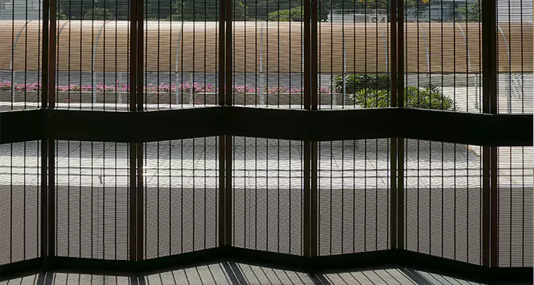 Front Screen Door Repair in South Bradenton, FL